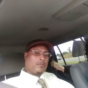 Meet your Posher, Larry